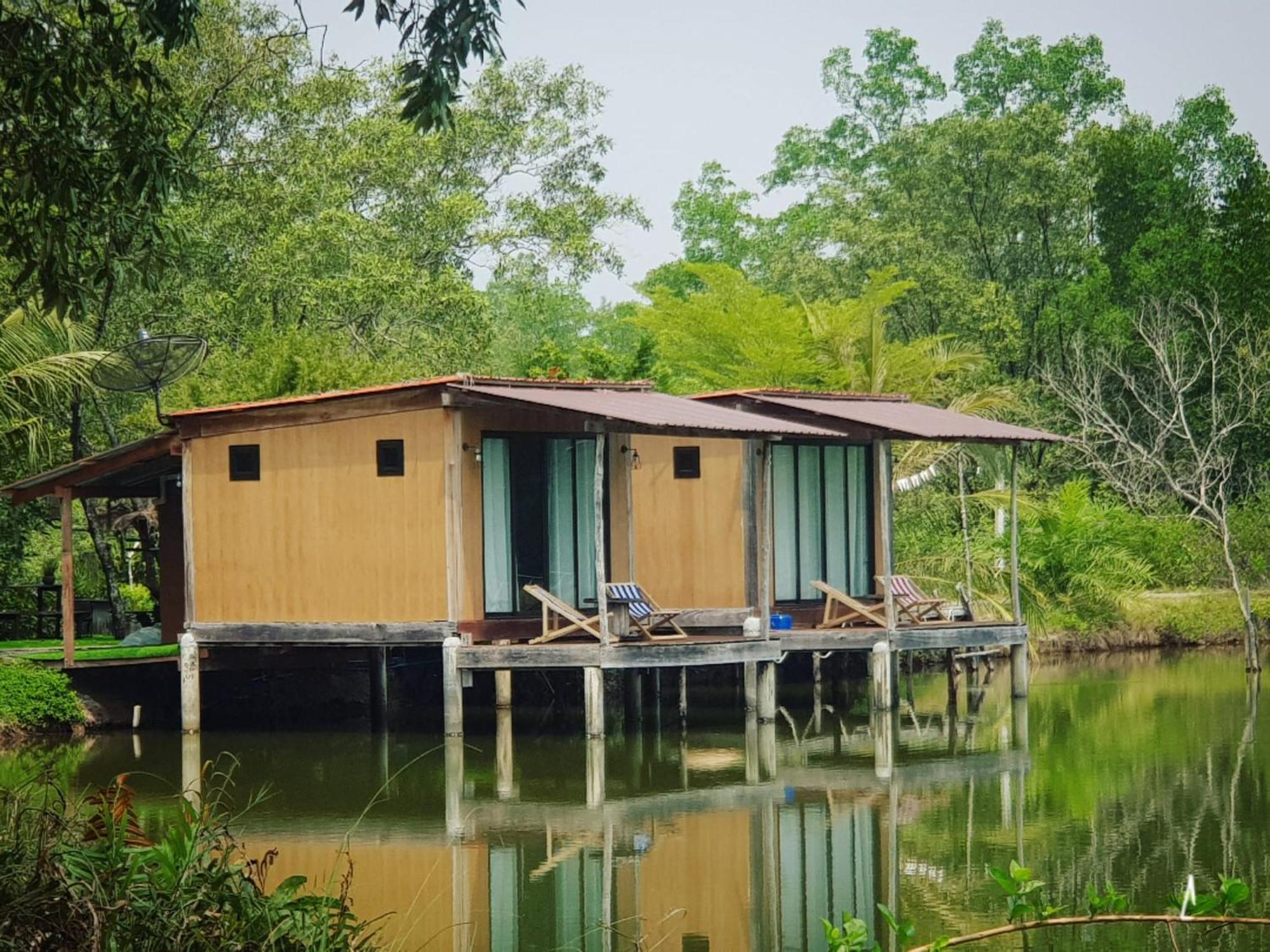 Calm At Bangphat Bor Saen 외부 사진