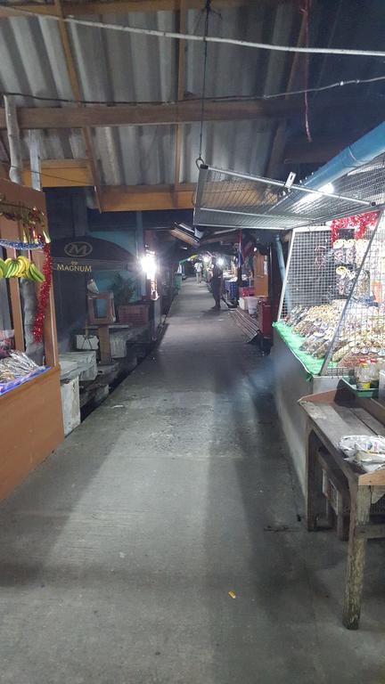 Calm At Bangphat Bor Saen 외부 사진