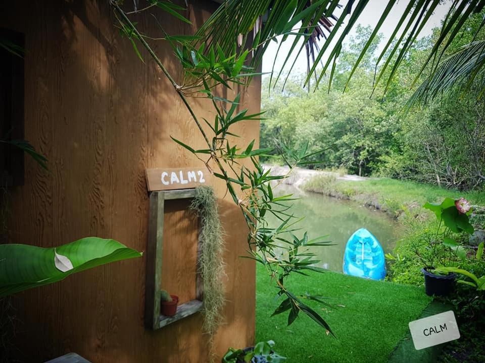 Calm At Bangphat Bor Saen 외부 사진