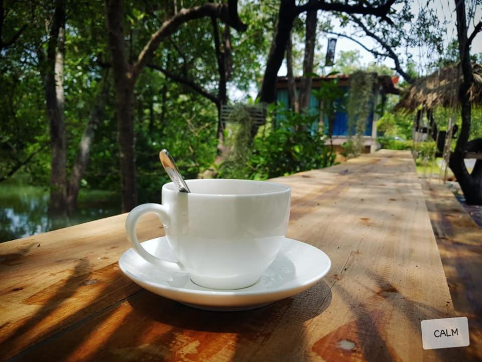 Calm At Bangphat Bor Saen 외부 사진